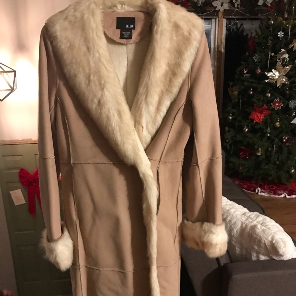 Ana fur coat